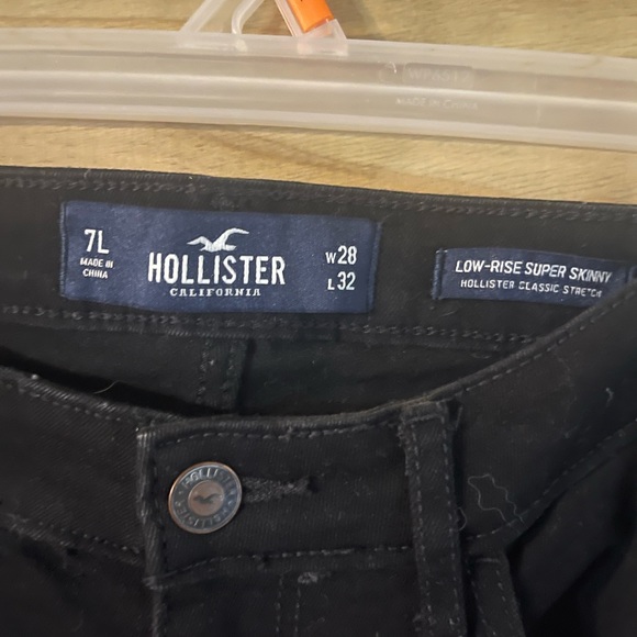 Black Distressed Skinny Jeans - Picture 4 of 4